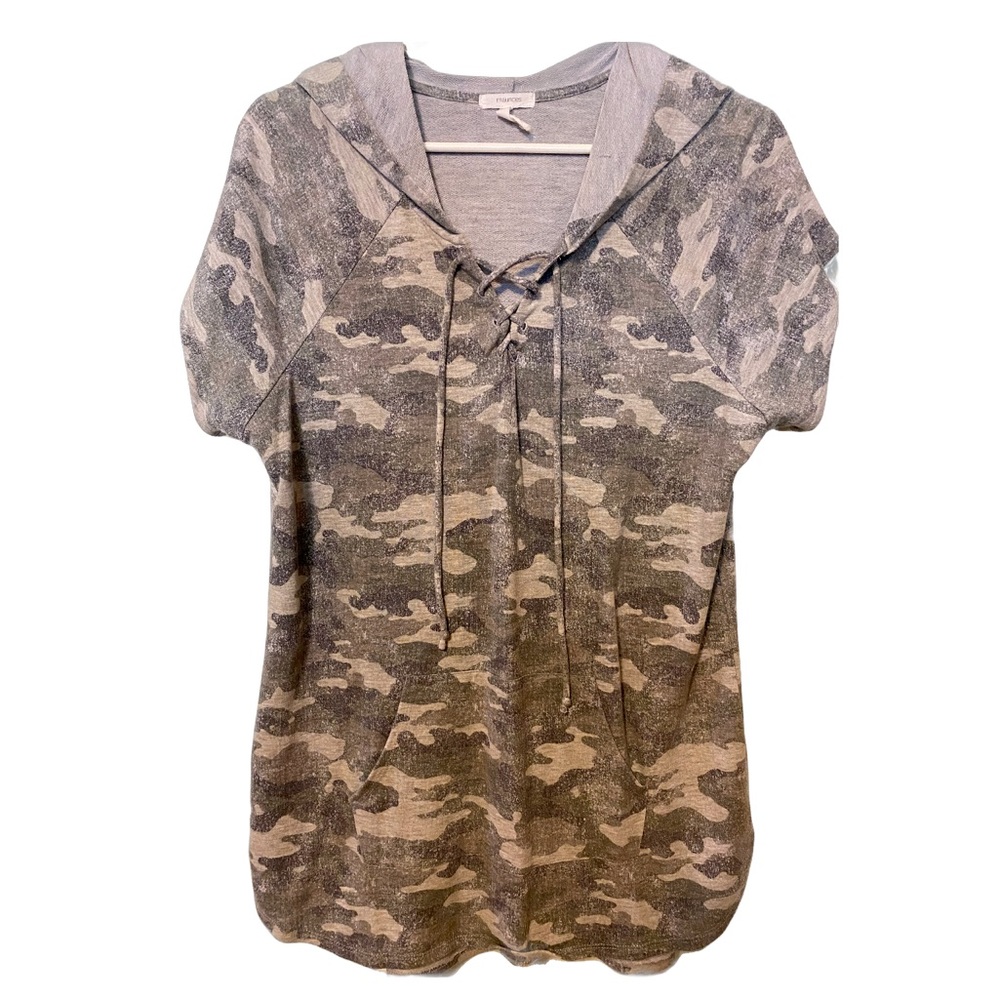 *LIKE NEW* Hooded Shirt